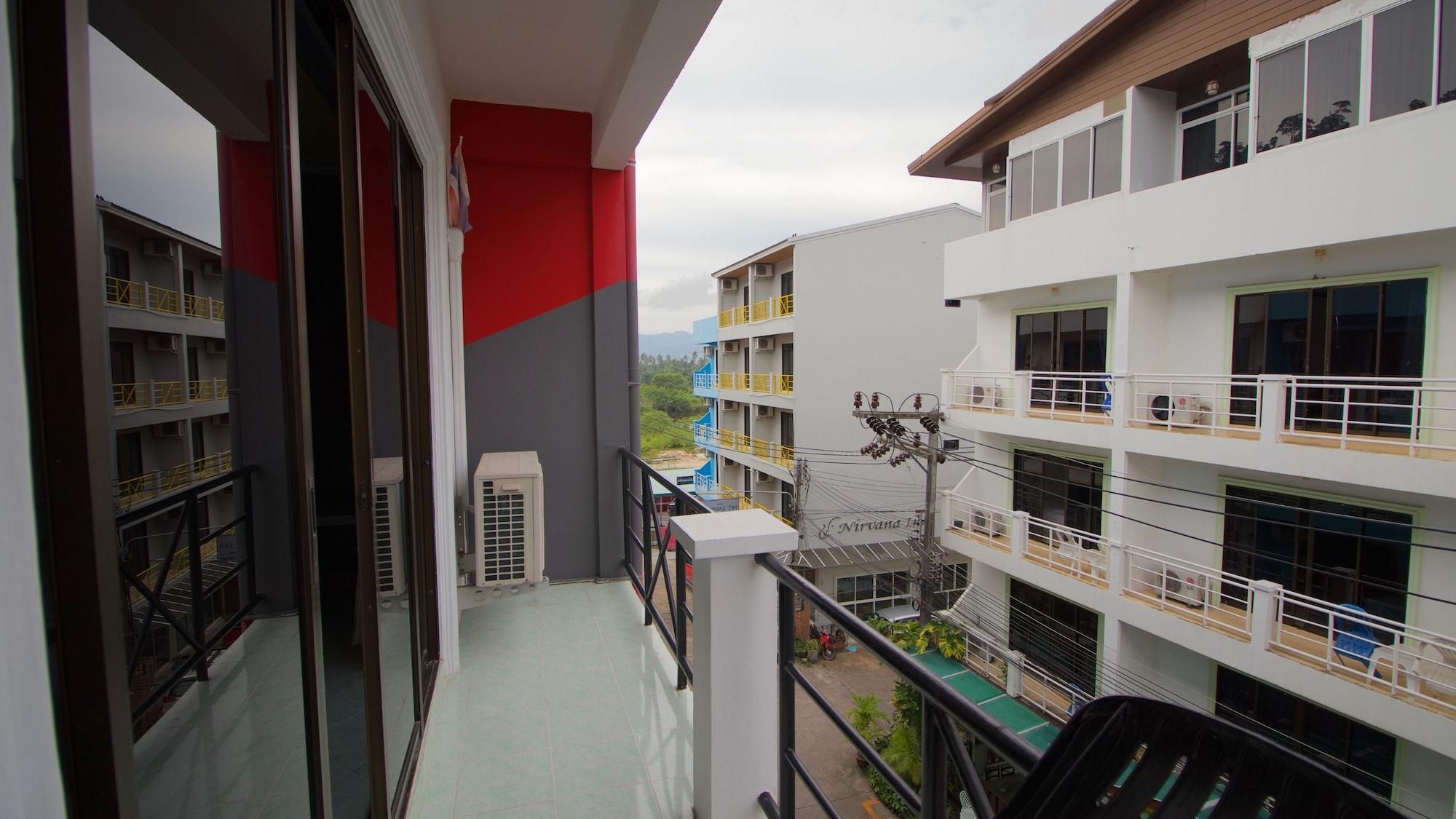 The Little Moon Residence Patong Luaran gambar