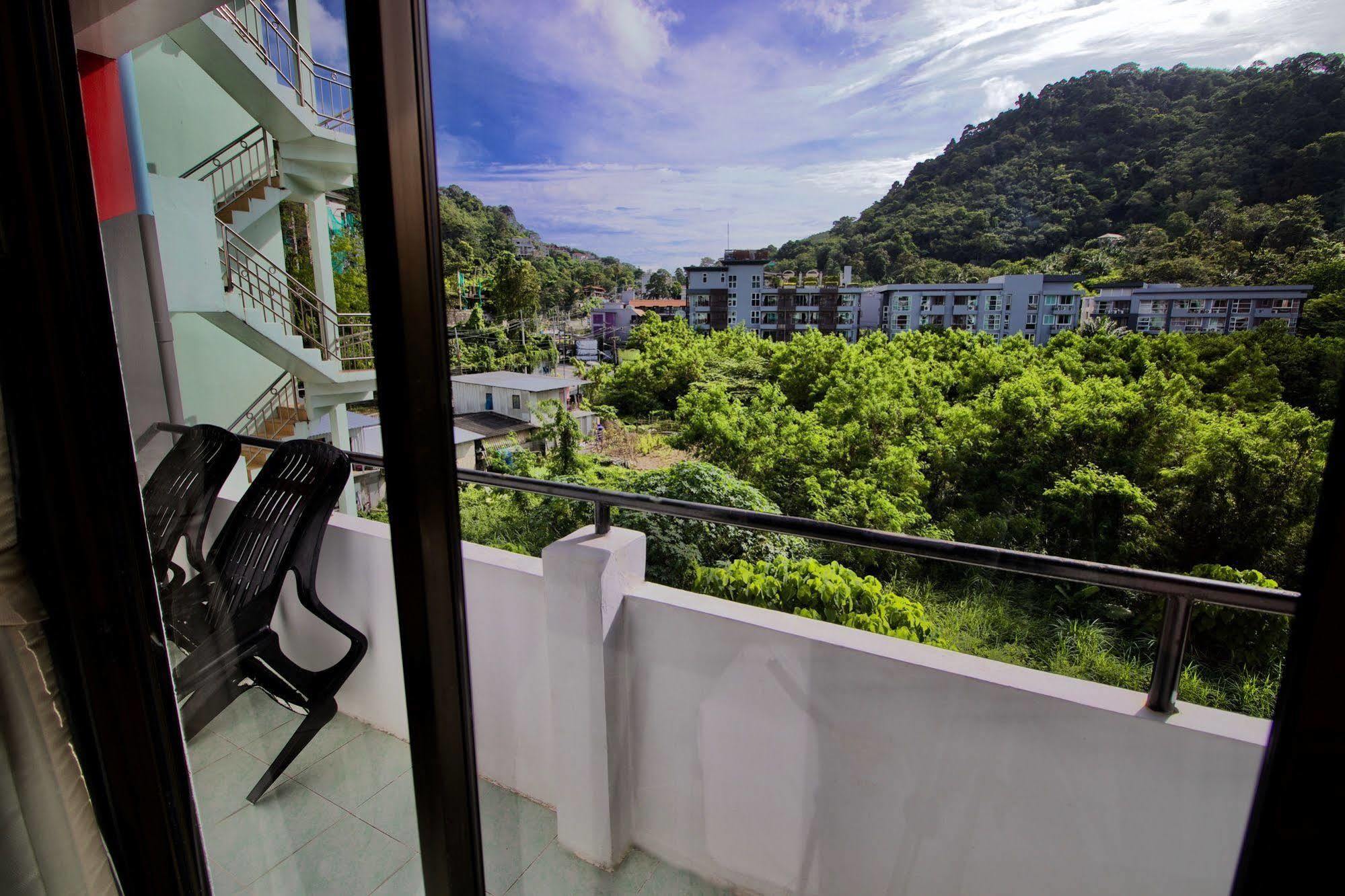 The Little Moon Residence Patong Luaran gambar